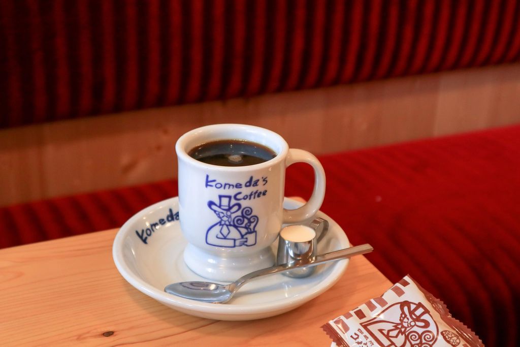 客美多咖啡：來自日本的コメダ珈琲店，點飲料免費送早餐/超值午餐/下午茶/外帶 @女子的休假計劃