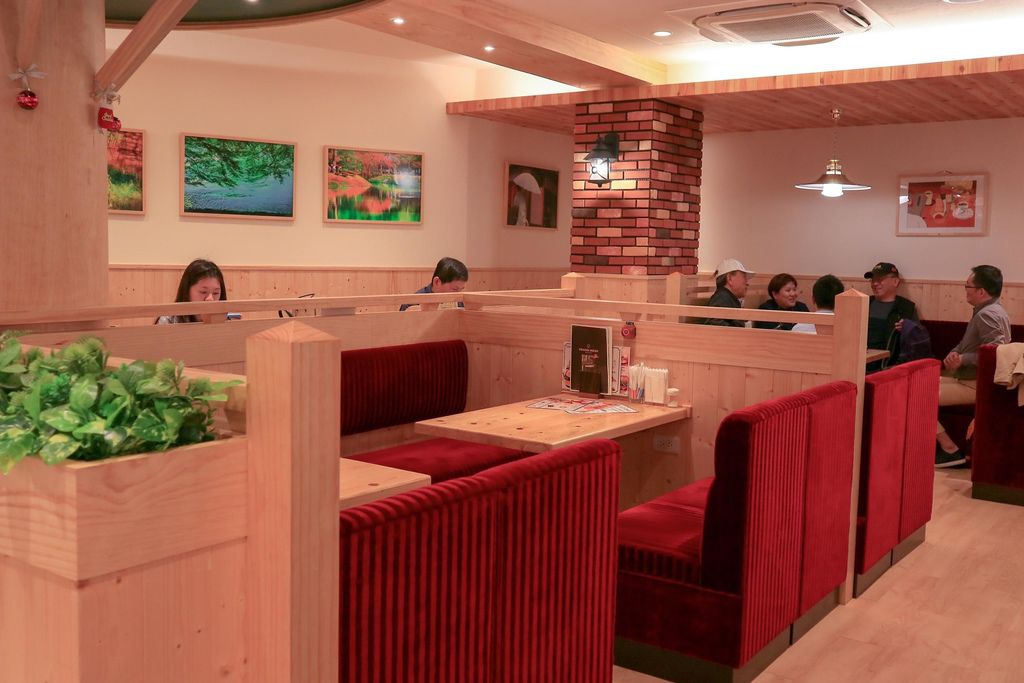 【台北美食】客美多咖啡，來自日本點飲料免費送早餐/超值商業午餐(外帶) @女子的休假計劃