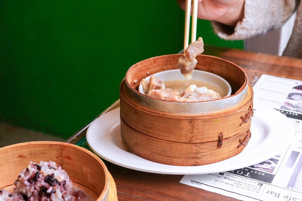 【台北茶餐廳】波記茶餐廳：重溫舊時香港好味道、好港風 / 東區美食/外帶 @女子的休假計劃