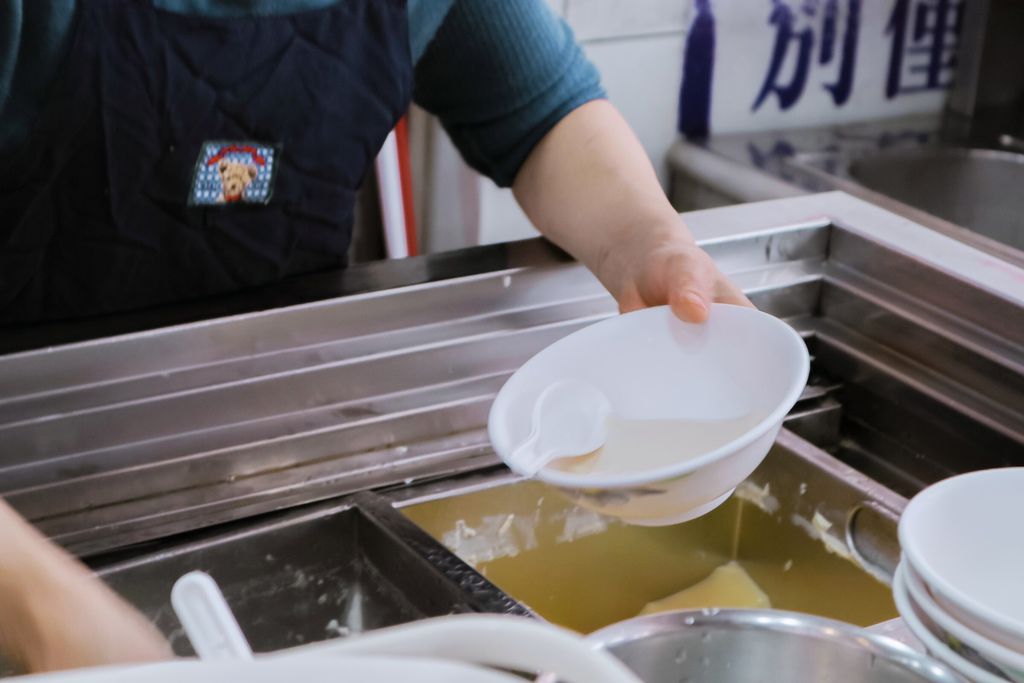 【淡水美食】淡水滬尾豆花店：在地古早味回憶 /食尚玩家 @女子的休假計劃