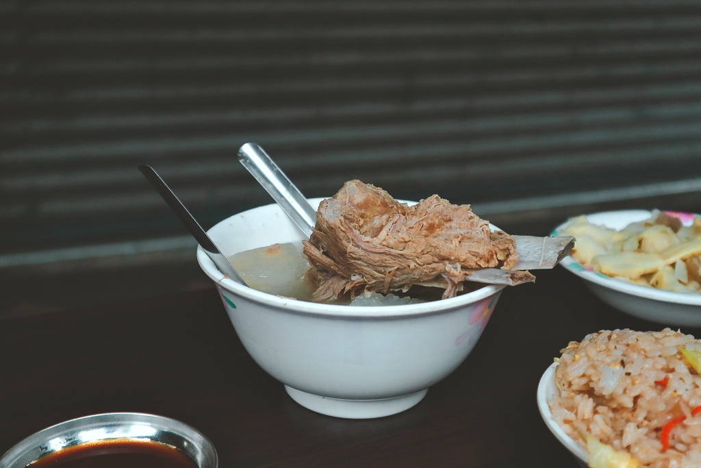 原汁排骨湯 和平本舖｜來萬華必吃這一味(外帶) @女子的休假計劃