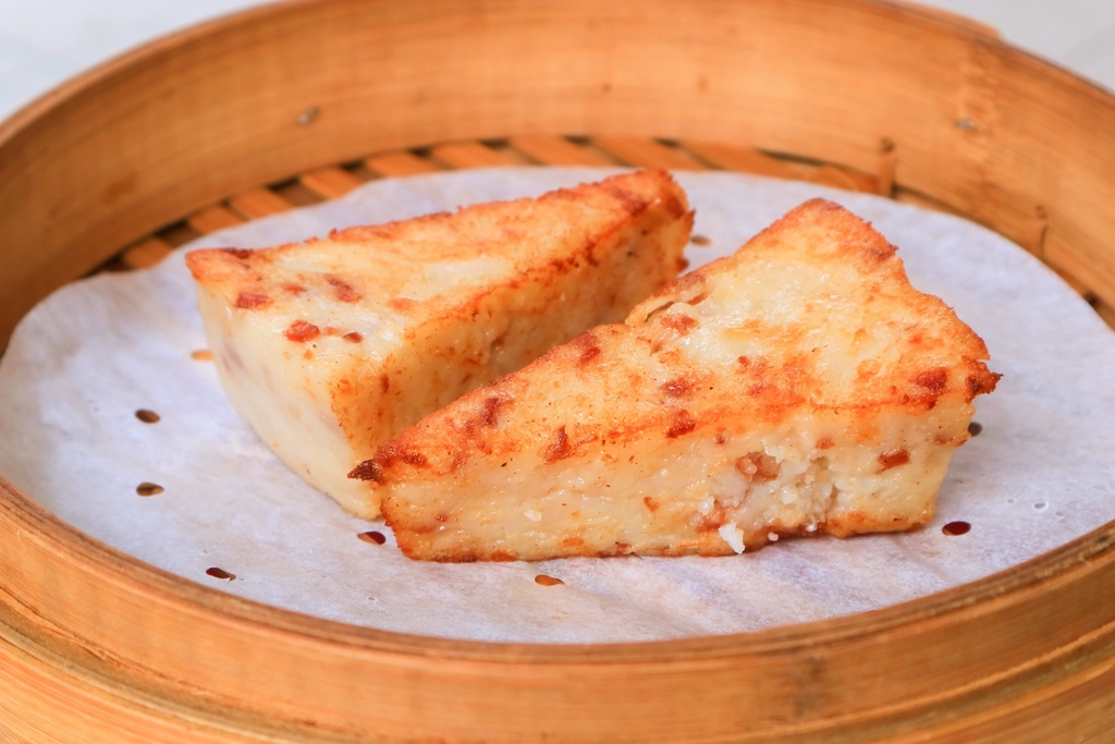 津富倉手作蘿蔔糕：早餐還是中式最對味，會爆汁的塔香湯包、松露湯包，僅供外帶/外帶 @女子的休假計劃