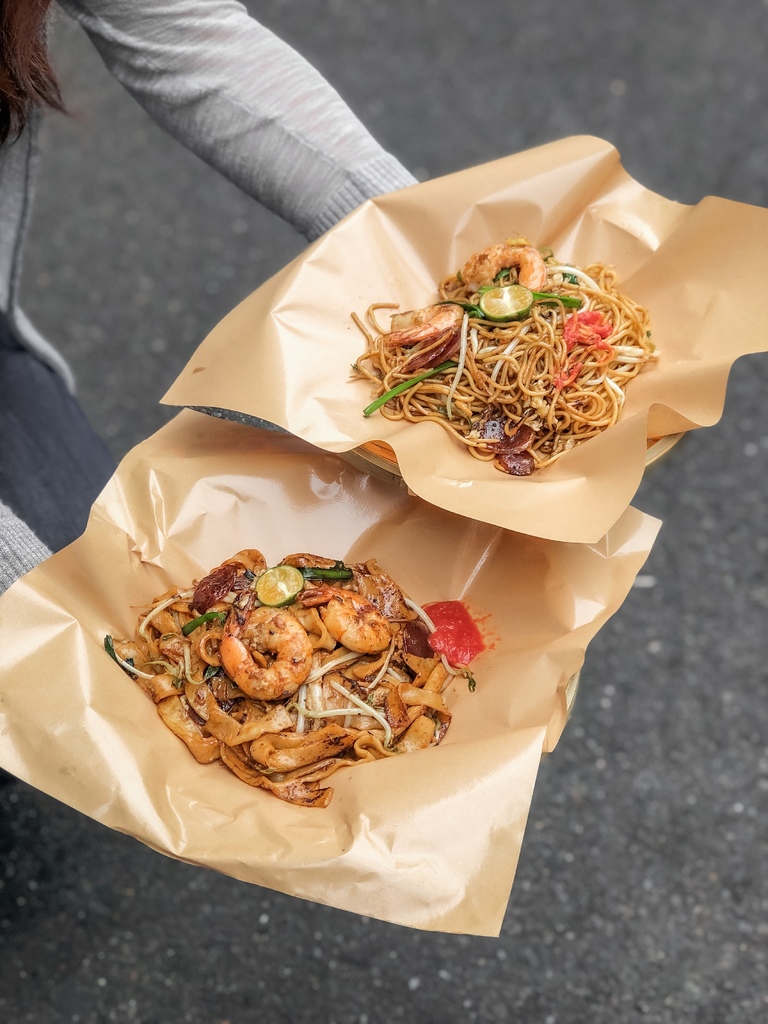 【饒河夜市美食】寶林咖啡館：偽出國道地大馬炒粿條、炒麵、炒飯。 @女子的休假計劃