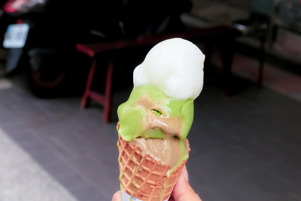 【永和美食】和美冰果室：叭噗冰淇淋傳統古早滋味 /樂華夜市銅板美食 @女子的休假計劃