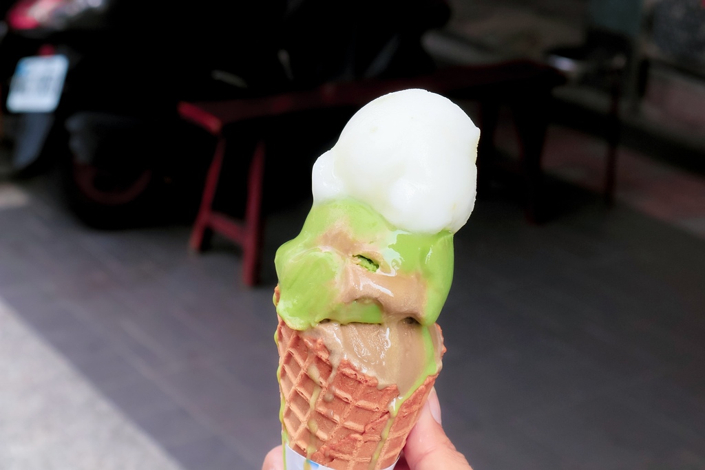 【永和美食】和美冰果室，傳統古早味叭噗冰淇淋 /樂華夜市美食/外帶 @女子的休假計劃