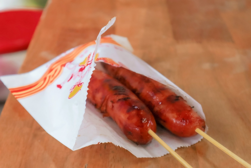 李家黑豬肉現烤香腸｜來萬華必吃在地台北日常小吃(外帶) @女子的休假計劃