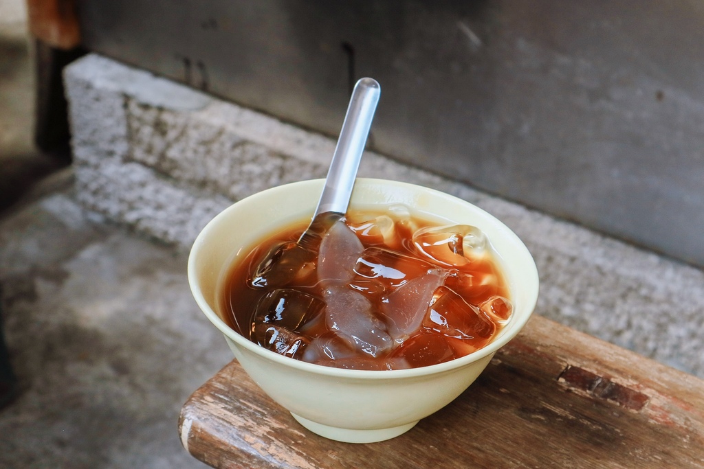 阿賢古早味麵茶｜麵茶碰餅繃出小時候古早味回憶(菜單) @女子的休假計劃