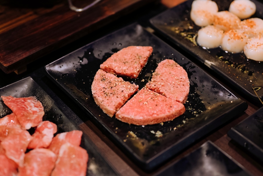 【新北吃到飽】狠生氣日式燒肉：哈根達斯、燒肉吃到飽，再免費加送薑母鴨火鍋 /永和吃到飽 @女子的休假計劃