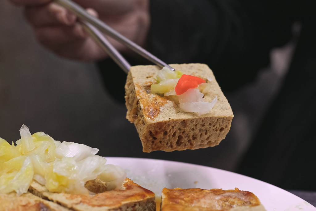 金佳脆皮臭豆腐｜30年在地最強人氣排隊美食(外帶) @女子的休假計劃