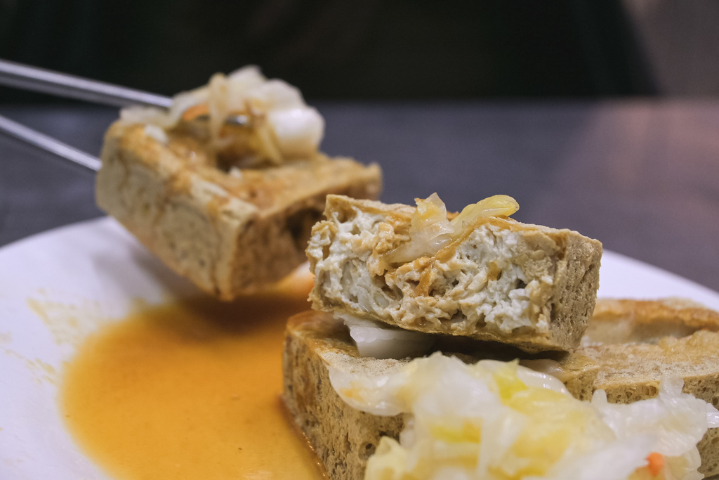金佳脆皮臭豆腐｜30年在地最強人氣排隊美食(外帶) @女子的休假計劃