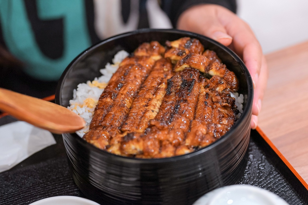 【新竹美食】三河中川屋：名古屋道地美食日本關西風鰻魚四吃，新加坡米其林大推薦 /東門市場推薦 @女子的休假計劃