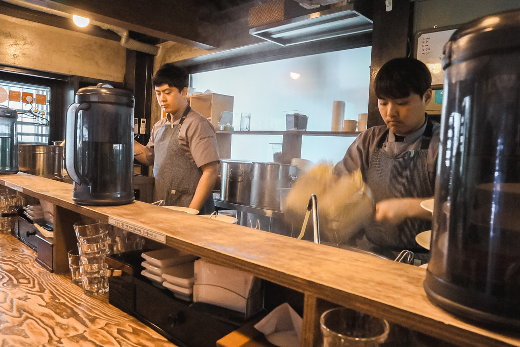 【首爾美食】ORENO拉麵（오레노라멘）：比台灣更早獲得米其林的拉麵店，連續三年摘星米其林指南。 @女子的休假計劃