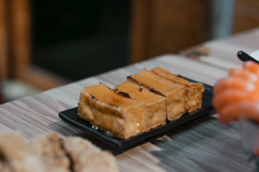 享來初：超痛風浮誇系！麵線配特色炸物拼盤更對味！新竹美食/外帶 @女子的休假計劃