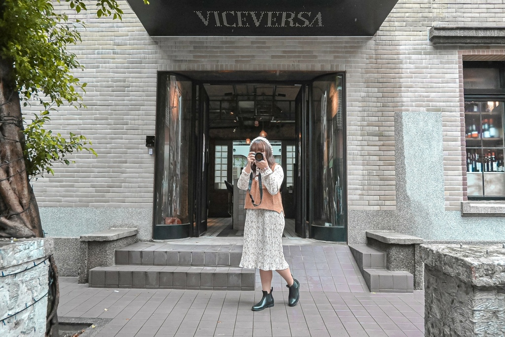 𝖵ice Versa Wineshop & Kitchen：廈川玖肆藝文空間：老屋翻新一秒到歐洲 /台北不限時咖啡廳 @女子的休假計劃